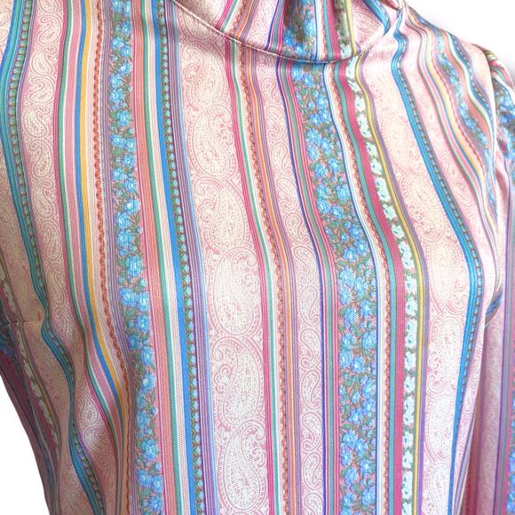 VNTG 70s Handmade Turtle Neck Top Sz S/M Pink Floral Stripe Indie Funky - Picture 9 of 10